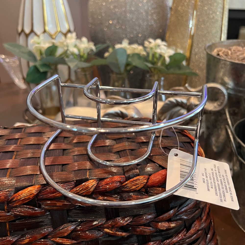Napkin Holder Shiny Chrome Gray Metal Modern Open Wire Contemporary Kitchen Bar - Picture 3 of 3